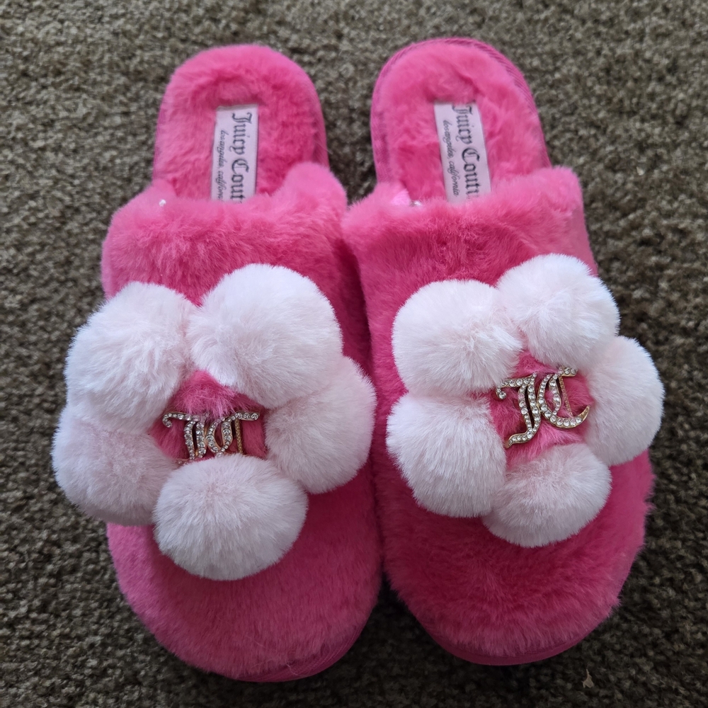 Juicy Couture Vibrant Pink Slippers with Fluffy Accents